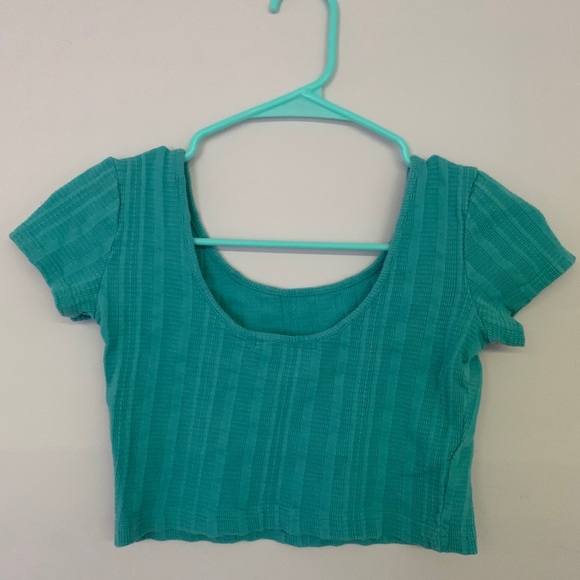 Blue crop top - Picture 2 of 3